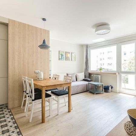 グディニャApartament Downtownアパートメント エクステリア 写真