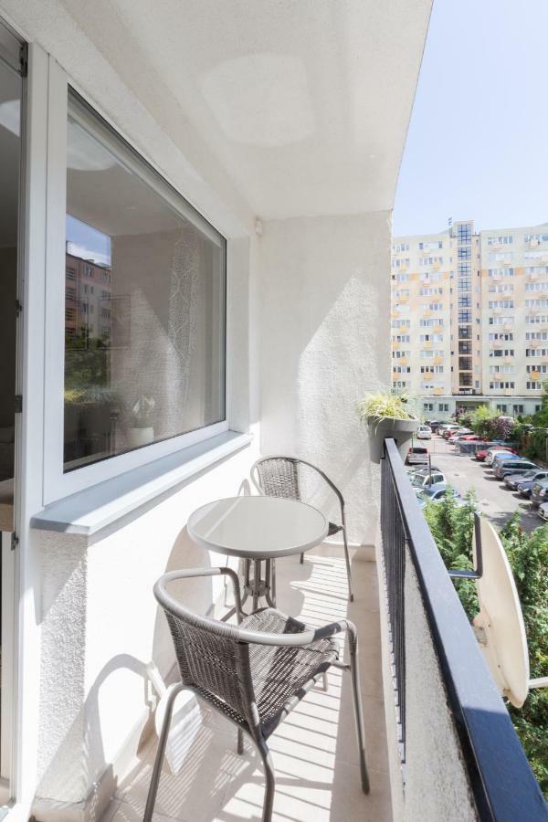 グディニャApartament Downtownアパートメント エクステリア 写真