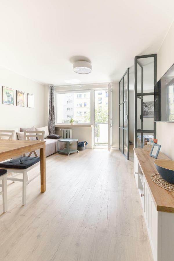 グディニャApartament Downtownアパートメント エクステリア 写真